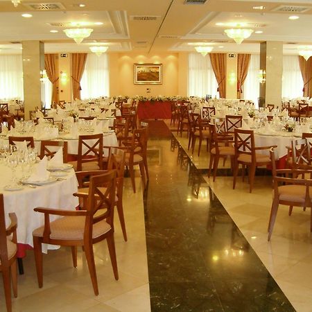 Hotel Villa De Almazán Zewnętrze zdjęcie