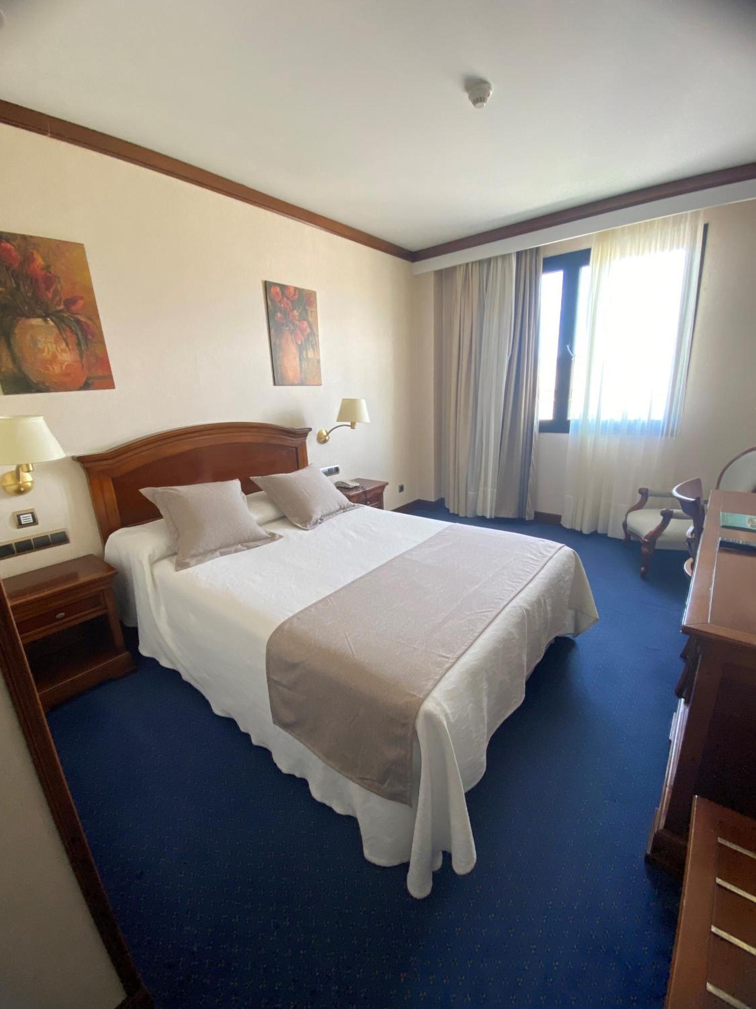 Hotel Villa De Almazán Zewnętrze zdjęcie