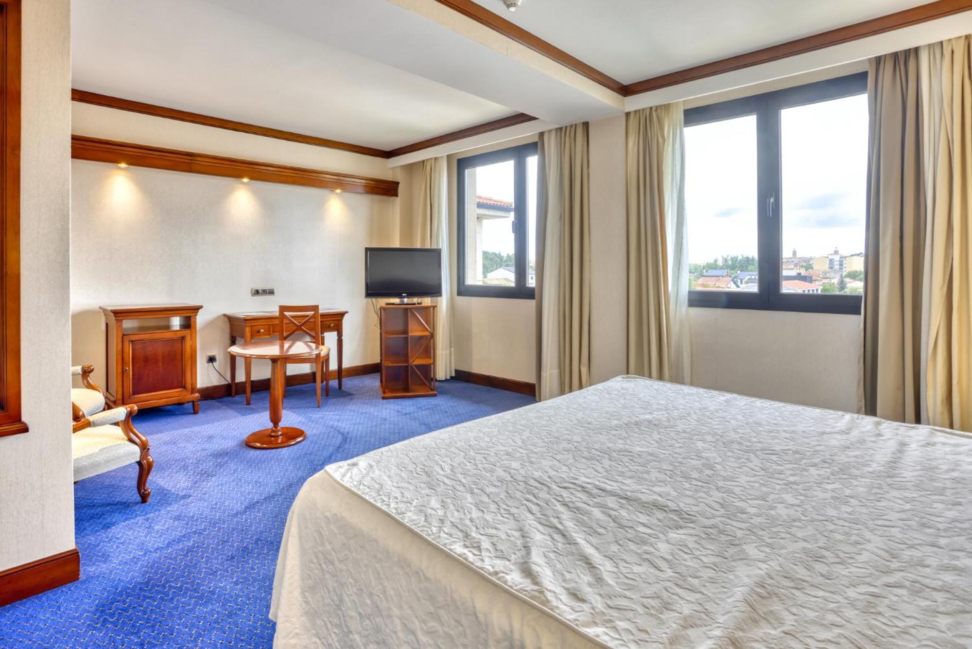Hotel Villa De Almazán Zewnętrze zdjęcie