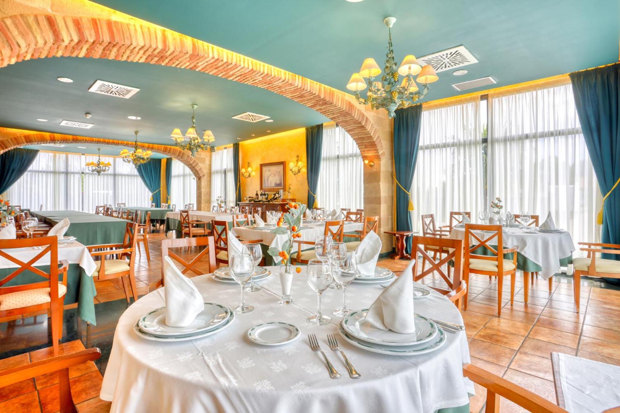 Hotel Villa De Almazán Zewnętrze zdjęcie