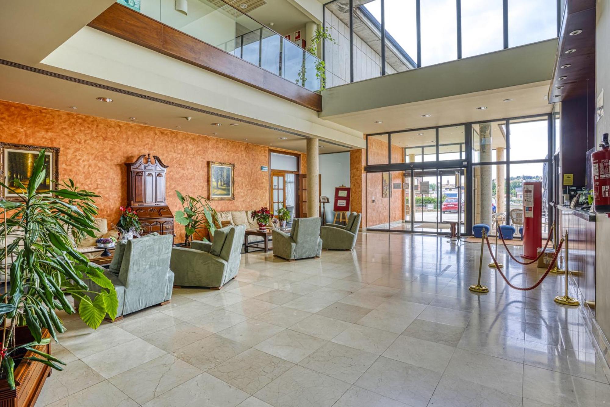Hotel Villa De Almazán Zewnętrze zdjęcie