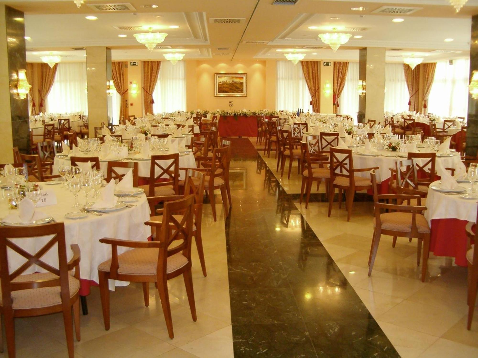 Hotel Villa De Almazán Zewnętrze zdjęcie