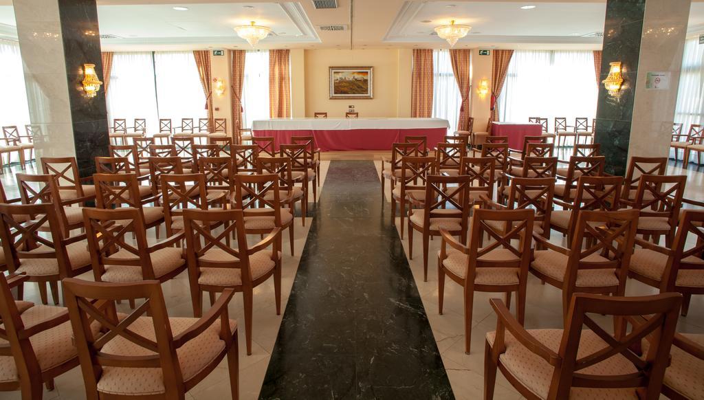 Hotel Villa De Almazán Zewnętrze zdjęcie