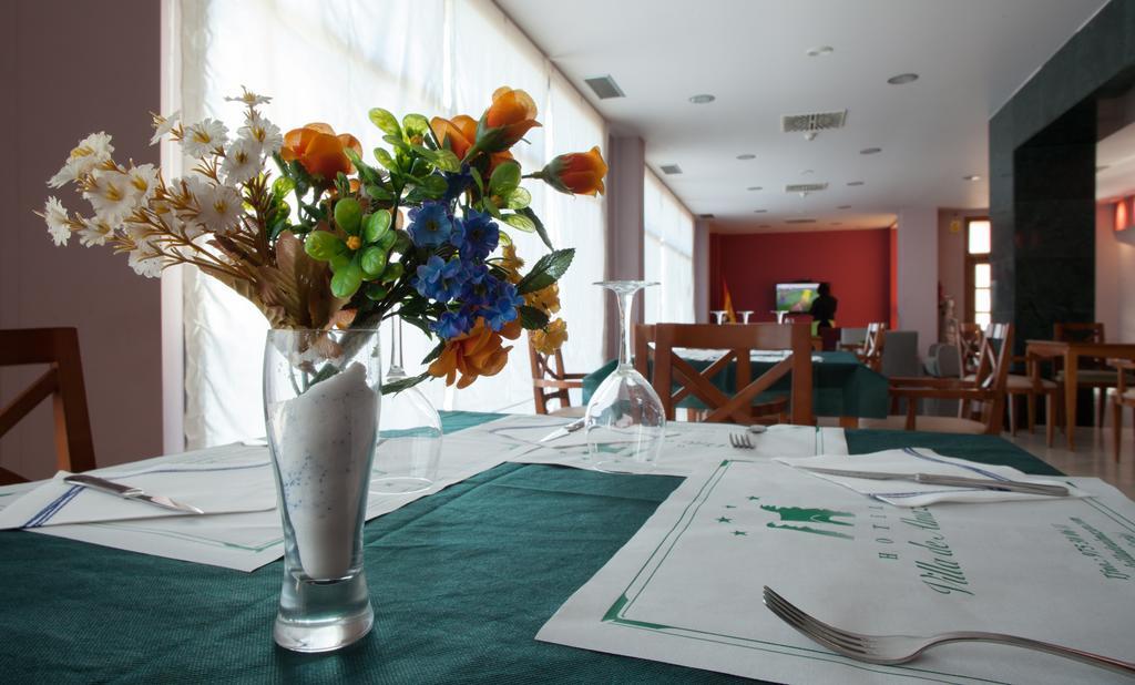 Hotel Villa De Almazán Zewnętrze zdjęcie