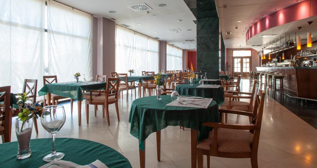 Hotel Villa De Almazán Zewnętrze zdjęcie