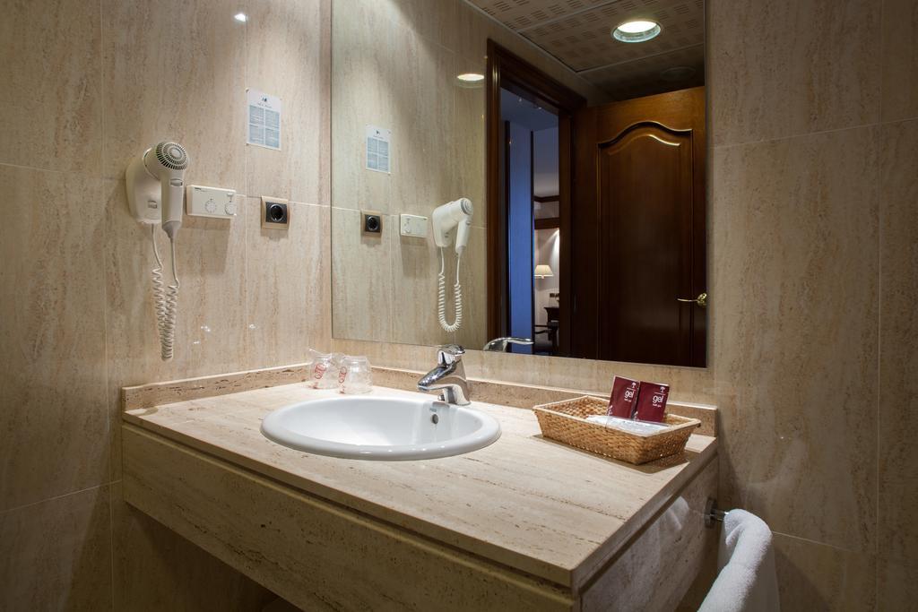 Hotel Villa De Almazán Zewnętrze zdjęcie