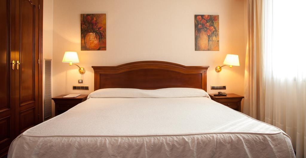 Hotel Villa De Almazán Zewnętrze zdjęcie